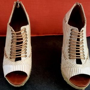 Chinese Laundry Women shoes size 9.5